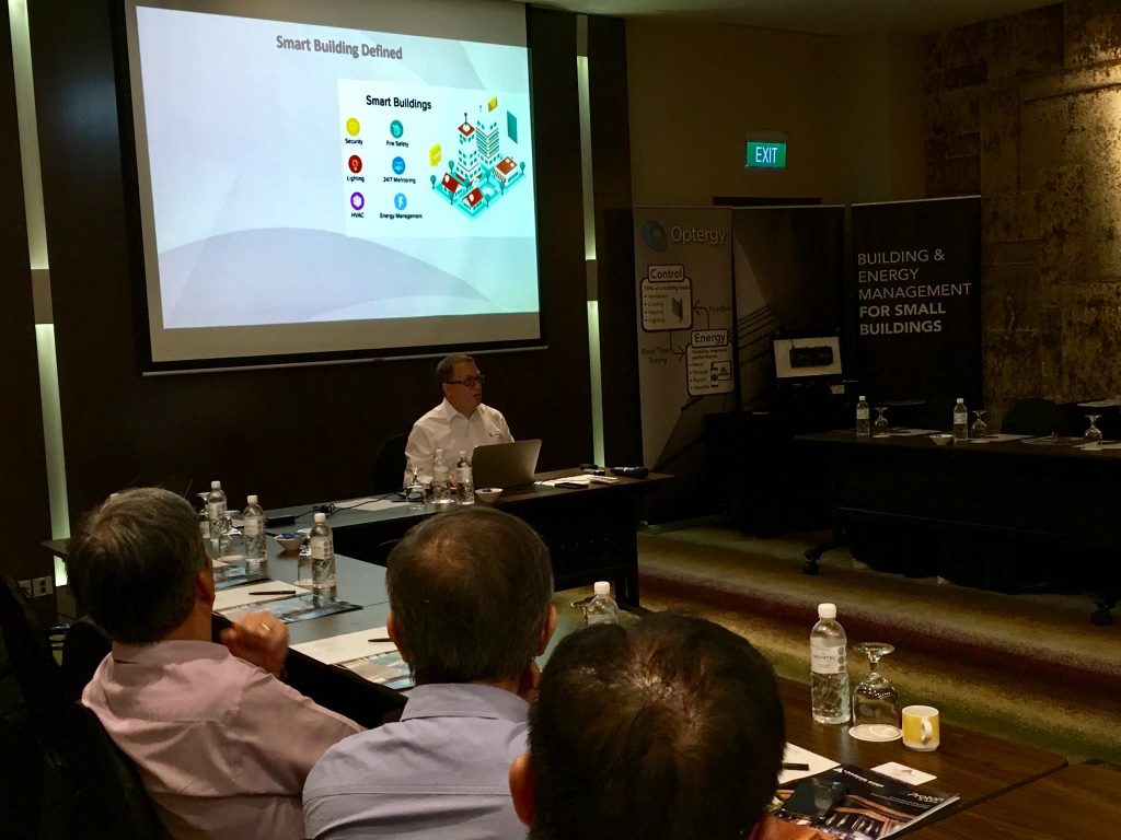 Create Smarter Buildings Keynote Speaker Steven Guzelimian presenting on How to Create Smarter Buildings